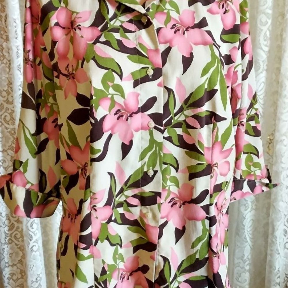 ELEGANCIA Salmon/Brown Floral Print Button Up Blouse 3/4 Cuffed Sleeves Fitted